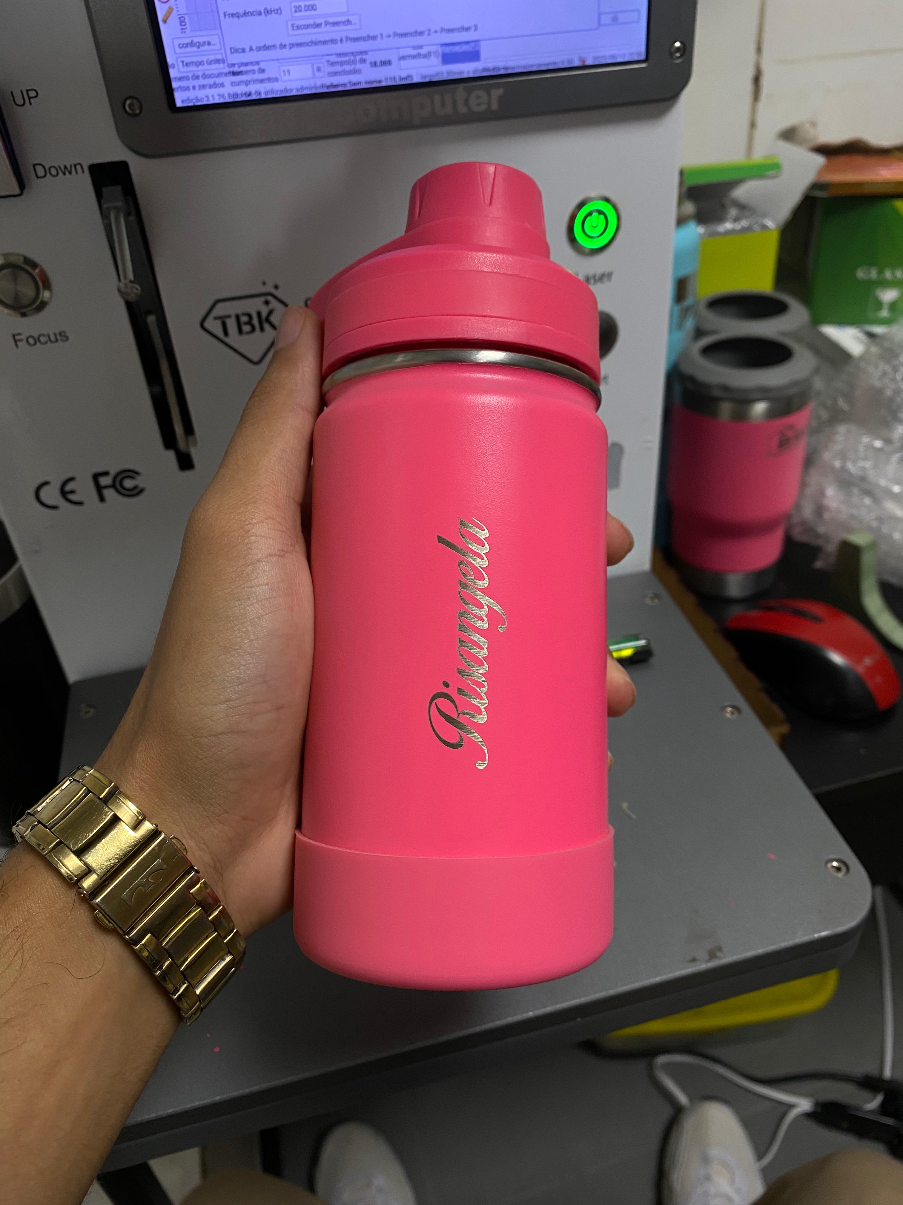 Garrafas gravadas a laser