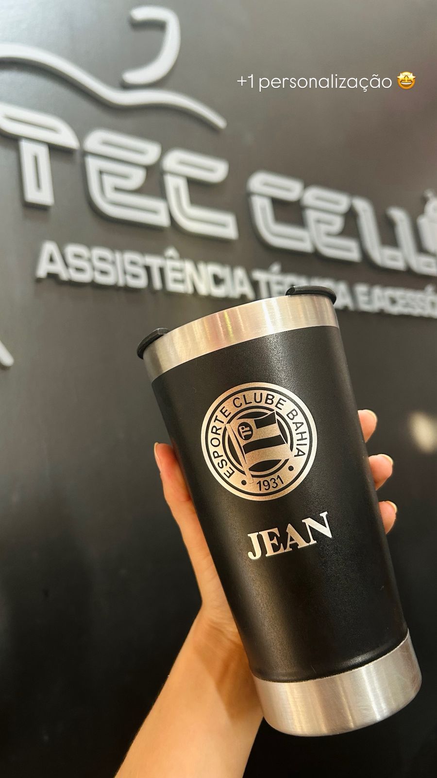 Máquina a laser em ação